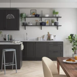 Dulux Trade Pure Brilliant White Gloss Exterior Metal & Wood Paint, 750ml -Hammerite Shop dulux trade pure brilliant white gloss exterior metal wood paint 750ml5010212494424 05i bq