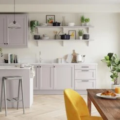 Dulux Weathershield Jasmine White Smooth Matt Masonry Paint, 10L -Hammerite Shop dulux weathershield jasmine white smooth matt masonry paint 10l5010212644867 05i bq