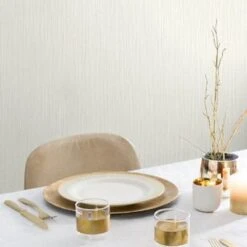 GoodHome Truyes White Wood Grain Glitter Effect Textured Wallpaper -Hammerite Shop goodhome truyes white wood grain glitter effect textured wallpaper3663602559580 01i bq