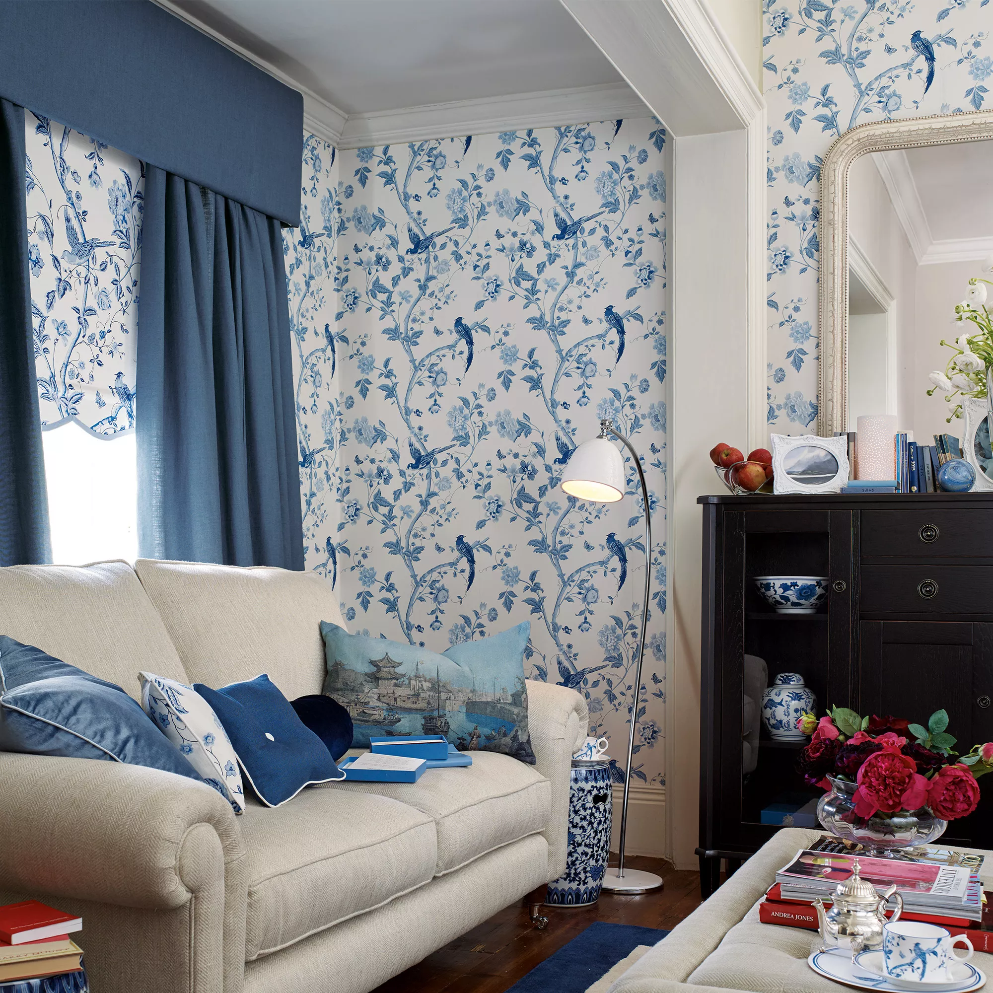 Laura Ashley Summer Palace Royal Blue Floral Smooth Wallpaper 6 Laura Ashley Summer Palace Royal Blue Floral Smooth Wallpaper - Image 4